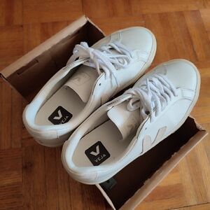 Veja Leather Sneakers Esplar Size 37